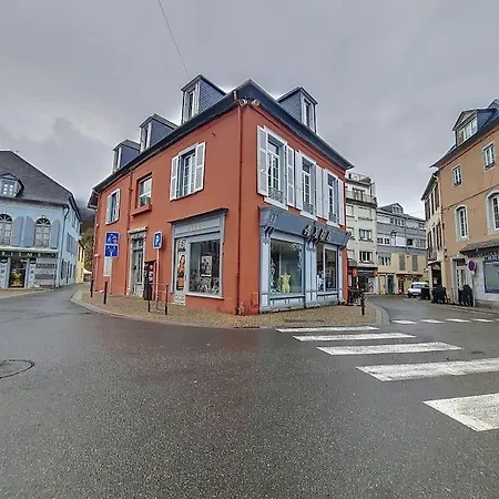 Letournefort*wifi*netflix*menage Inclus Apartament Bagnères-de-Bigorre